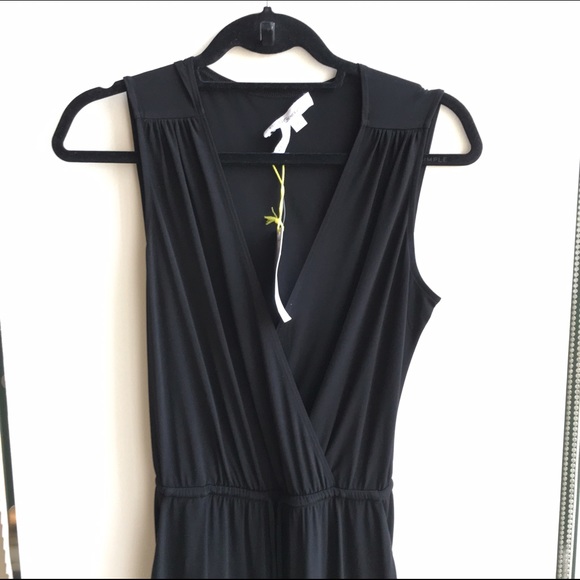 BCBG V-Neck Backless Jumpsuit NWT - Picture 2 of 4